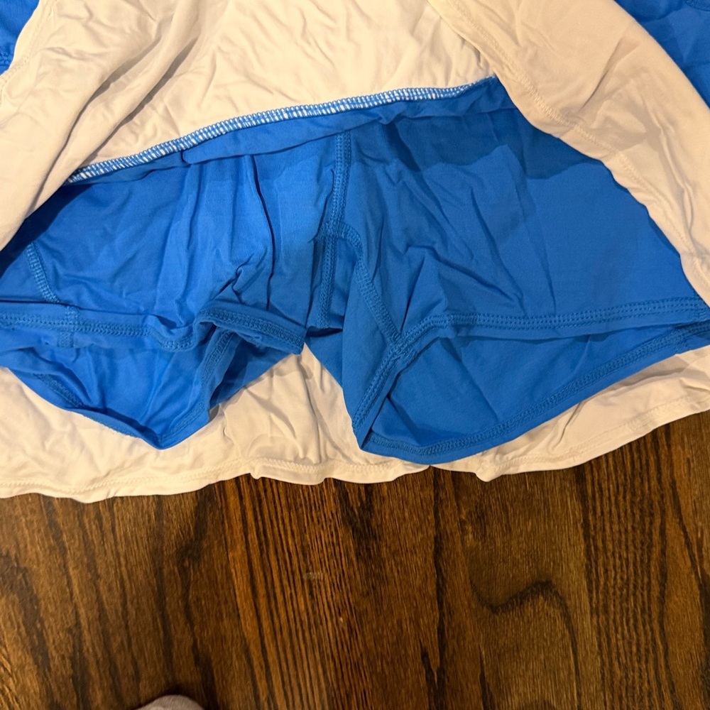 Lilly Pulitzer Blue and white Ruffle skort - Picture 3 of 4
